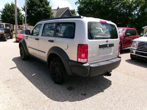 Used 2008 Dodge Nitro SXT AWD/4WD image 5