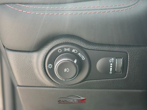 Used 2021 Dodge Durango R/T w/ Tow 'N Go Package AWD/4WD image 35