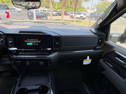 New 2026 Chevrolet Silverado 2500 ZR2 AWD/4WD image 17