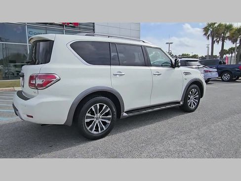 Used 2020 Nissan Armada SL w/ Premium Package image 33