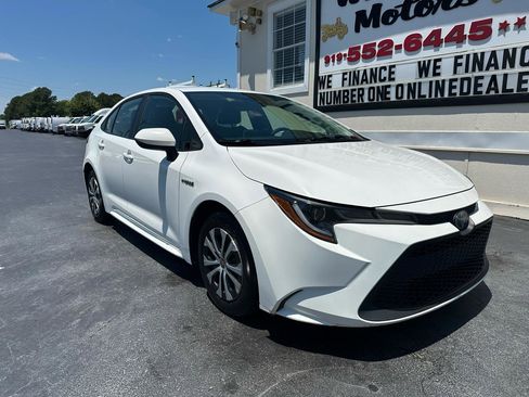 Used 2020 Toyota Corolla LE FWD image 7