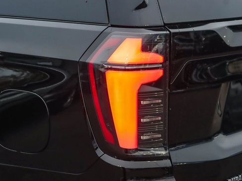 New 2026 Chevrolet Tahoe Premier w/ Sun And Tow Package image 8