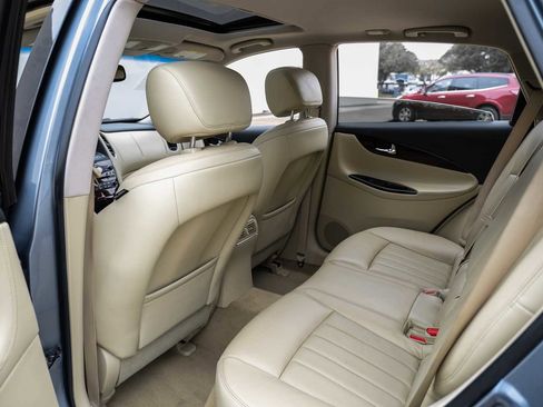 Used 2017 INFINITI QX50 2WD w/ Premium Plus Package image 45