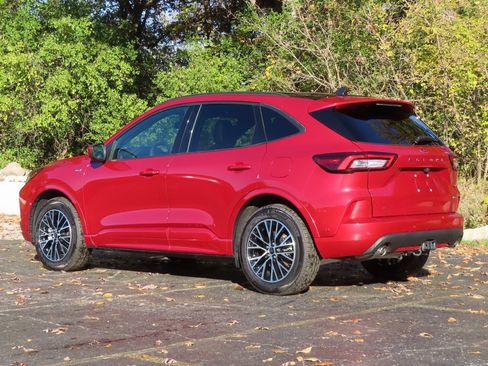 Used 2023 Ford Escape ST-Line Elite w/ Premium Technology Package image 23