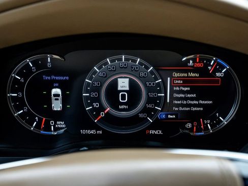 Used 2019 Cadillac Escalade Platinum image 16