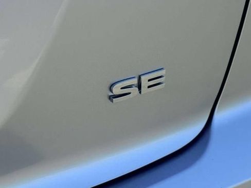 New 2026 Mitsubishi Eclipse Cross SE AWD/4WD image 11