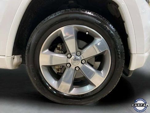 Used 2015 Jeep Grand Cherokee Overland image 32