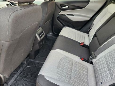 Used 2024 Chevrolet Equinox LS w/ LS Convenience Package image 30