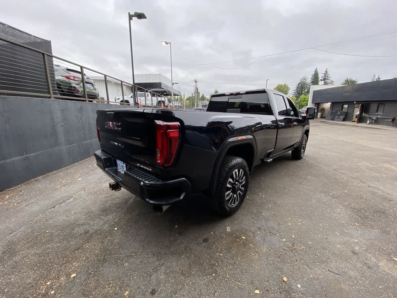 Used 2020 GMC Sierra 3500 Denali w/ Denali Ultimate Package AWD/4WD image 6