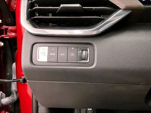 Used 2025 GMC Acadia Denali w/ Super Cruise Package image 36