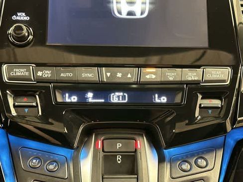 Used 2024 Honda Odyssey Elite image 17