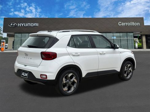 New 2026 Hyundai Venue SEL FWD image 6