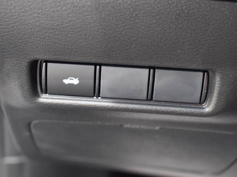 Used 2026 Nissan Sentra SV w/ Floor Mat Package FWD image 38