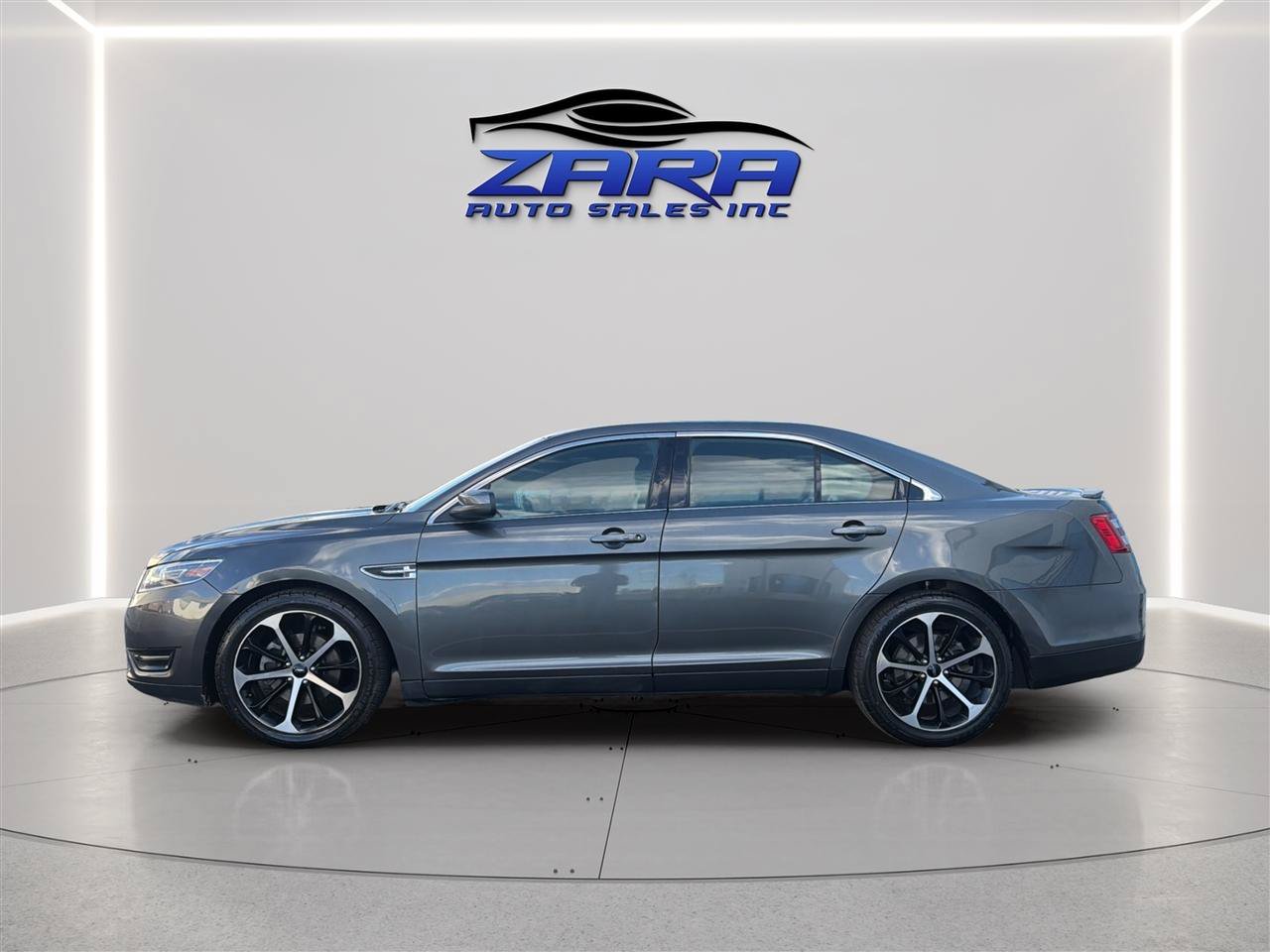 Used 2016 Ford Taurus SEL w/ Equipment Group 201A FWD image 4