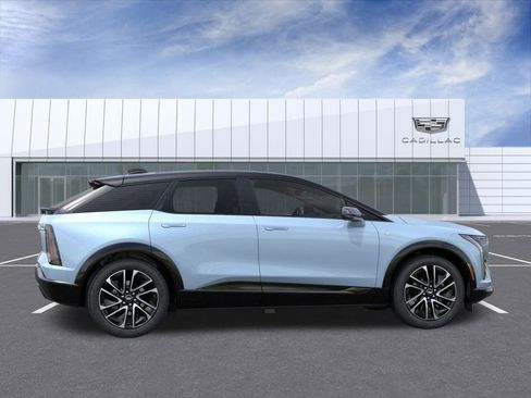New 2026 Cadillac Optiq Sport 1 w/ LPO, Floor Liner Package AWD/4WD image 5