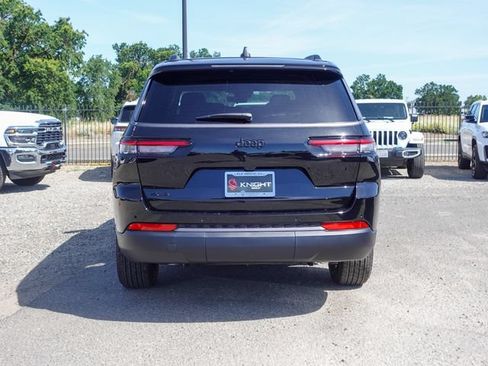 New 2026 Jeep Grand Cherokee L 4WD image 7