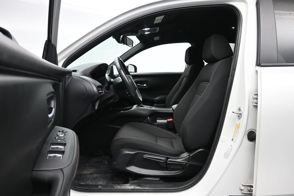 Used 2024 Honda HR-V Sport image 21