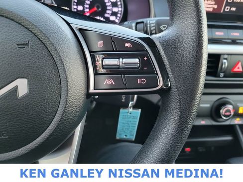 Used 2023 Kia Forte LXS w/ LXS Technology Package image 31