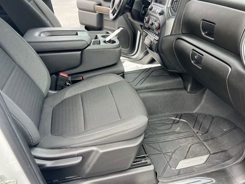 Used 2022 Chevrolet Silverado 1500 LT w/ Bed Protection Package image 34