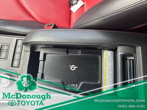 Used 2022 Toyota Highlander XSE AWD/4WD image 22