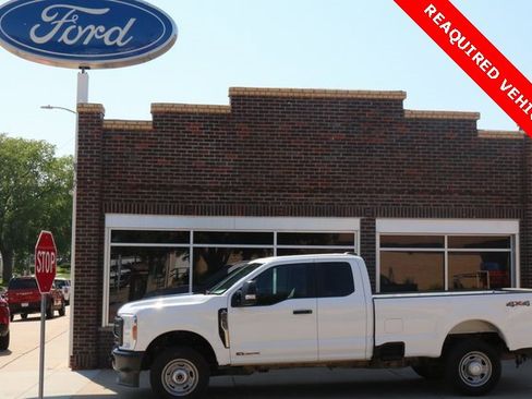 Used 2024 Ford F350 XL w/ Camper Package image 1