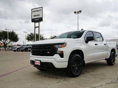 New 2025 Chevrolet Silverado 1500 Custom