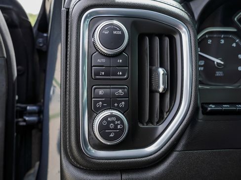 Used 2020 GMC Sierra 1500 Denali w/ Denali Ultimate Package AWD/4WD image 18