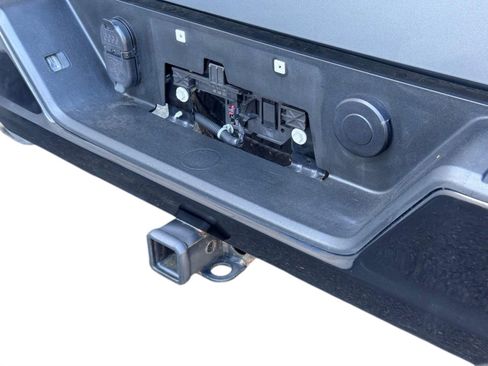 Used 2022 Chevrolet Silverado 1500 LT Trail Boss w/ Bed Protection Package image 11