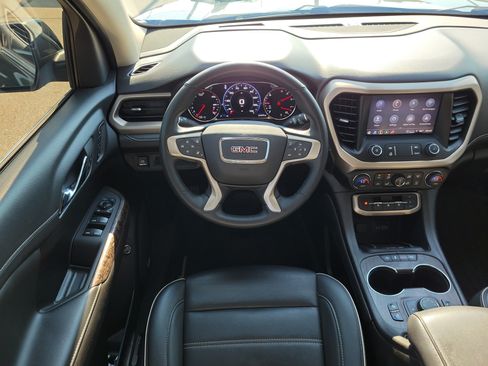 Used 2023 GMC Acadia Denali w/ Black Diamond Edition AWD/4WD image 10