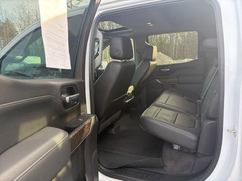 Certified 2022 GMC Sierra 1500 Denali w/ Denali Premium Package image 18