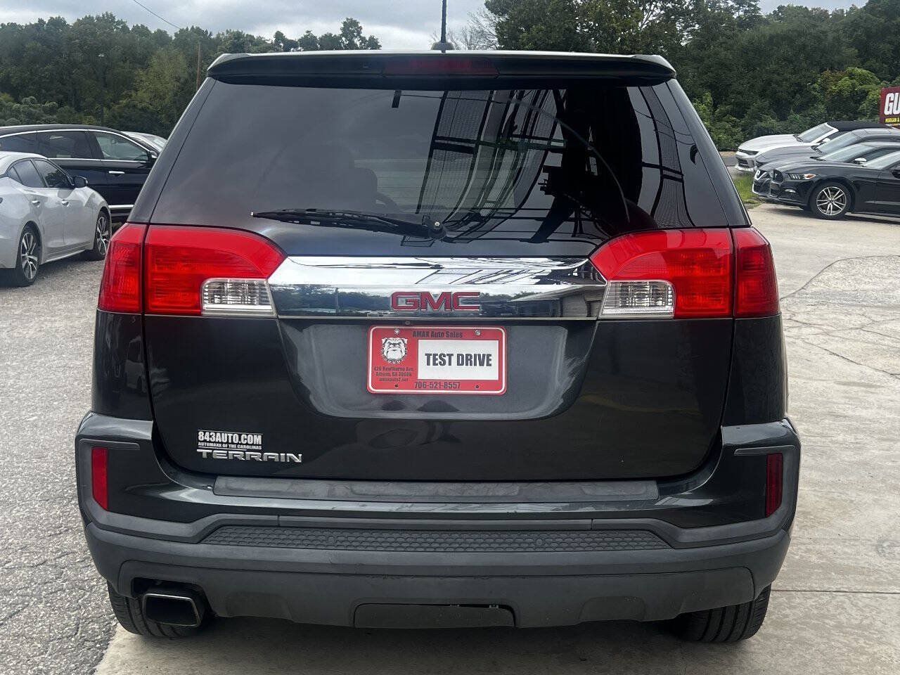Used 2017 GMC Terrain SLE FWD image 5