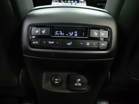 Used 2024 Hyundai Palisade Calligraphy FWD image 18