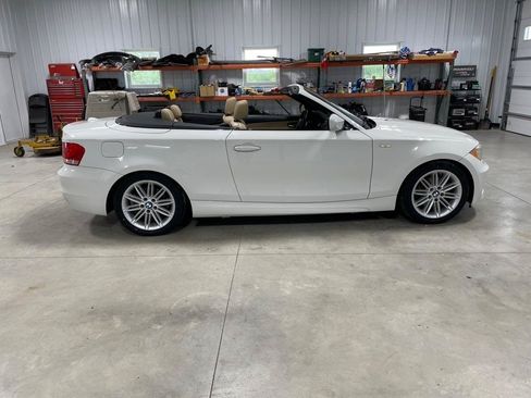 Used 2012 BMW 128i Convertible RWD image 16