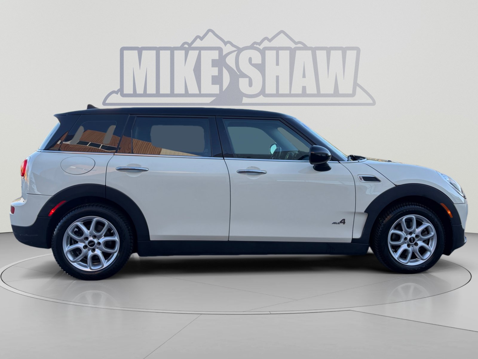 Used 2017 MINI Cooper Clubman ALL4 AWD/4WD image 6