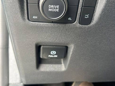 Used 2025 Ford Expedition Max King Ranch AWD/4WD image 27
