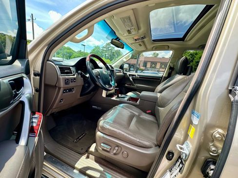 Used 2011 Lexus GX 460 Premium AWD/4WD image 6