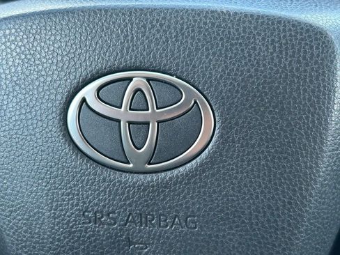 Certified 2025 Toyota Grand Highlander FWD image 40