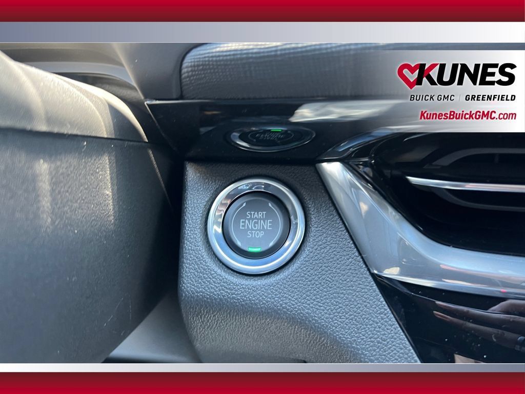 New 2026 Buick Envista Sport Touring w/ Convenience I Package FWD image 31