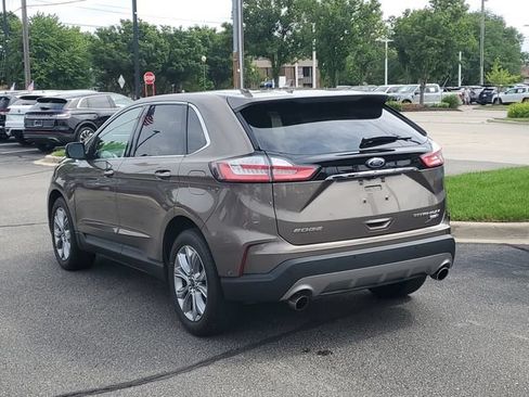 Used 2019 Ford Edge Titanium w/ Equipment Group 301A AWD/4WD image 3