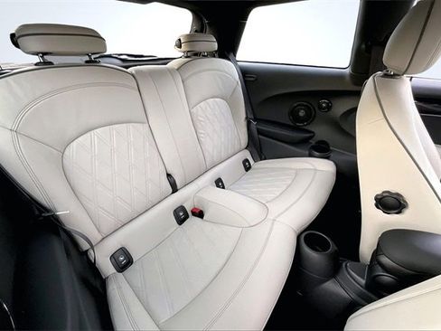 Used 2023 MINI Cooper SE image 27