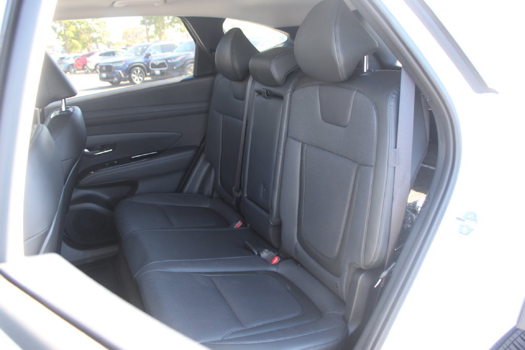 Used 2026 Hyundai Tucson Limited AWD/4WD image 18