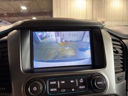 Used 2019 Chevrolet Suburban Premier w/ Premier Plus Edition AWD/4WD image 10
