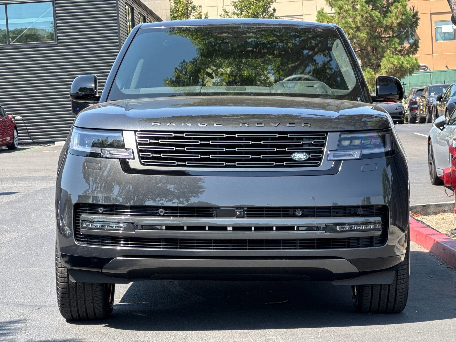New 2026 Land Rover Range Rover SE AWD/4WD image 9