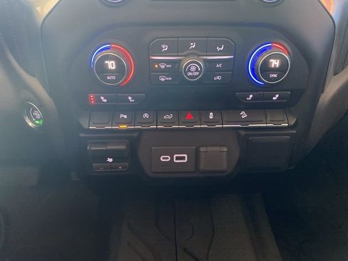 Used 2019 Chevrolet Silverado 1500 RST image 7