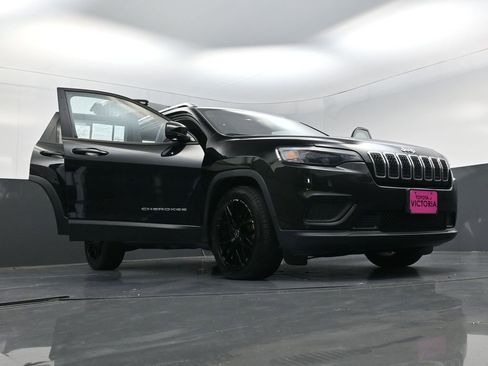 Used 2020 Jeep Cherokee Latitude image 24