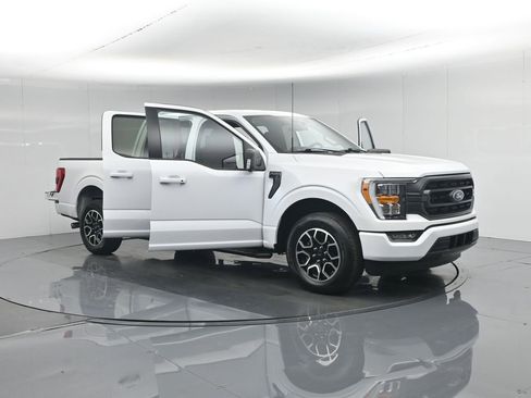 Used 2023 Ford F150 XLT w/ Equipment Group 302A High RWD image 33