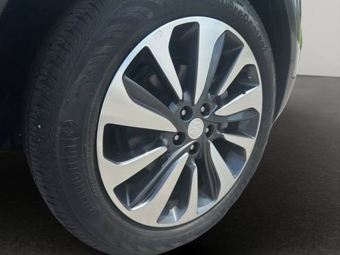 Used 2019 Buick Encore Essence w/ Safety Package II FWD image 20