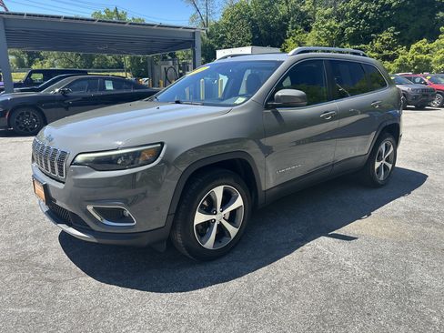 Used 2021 Jeep Cherokee Limited AWD/4WD image 8