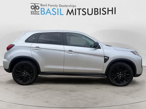 Used 2025 Mitsubishi Outlander Sport LE image 6