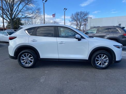 Used 2023 MAZDA CX-5 AWD 2.5 S w/ Preferred Package image 2